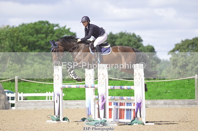 230806A-114428-01650 - Cls 13 Snr Newcomers & 1.10m Open