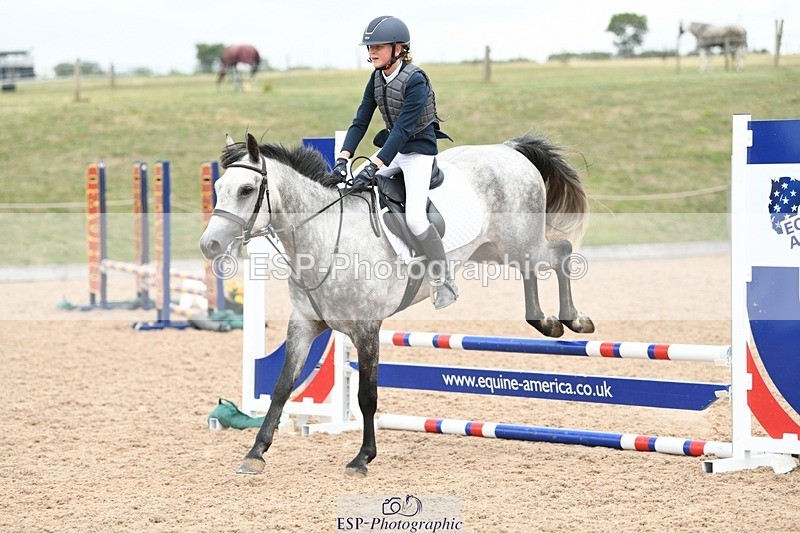 250807-125003-00867 - 60cm Round 2