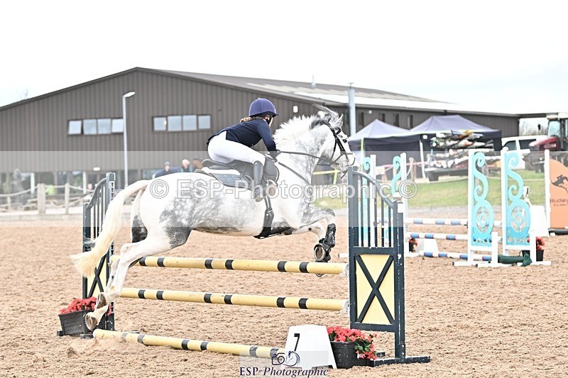 250414-105359-00297 - 80cm Round 1