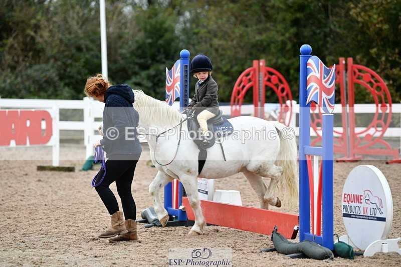 241013B-084832-00029 - Cls 1 Clear Round