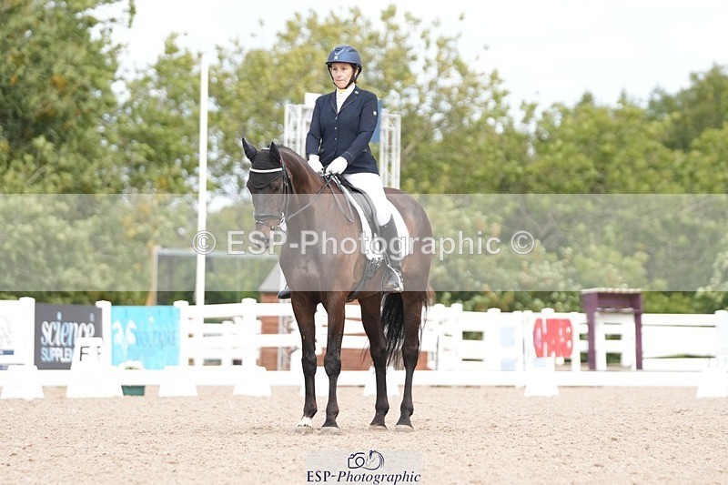 250906-113230-02020 - 027-Amanda.KingInvincible