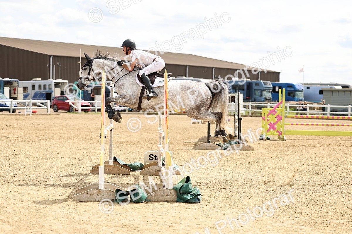 SBM_005379 - Class 18 - Senior 1.05m Open