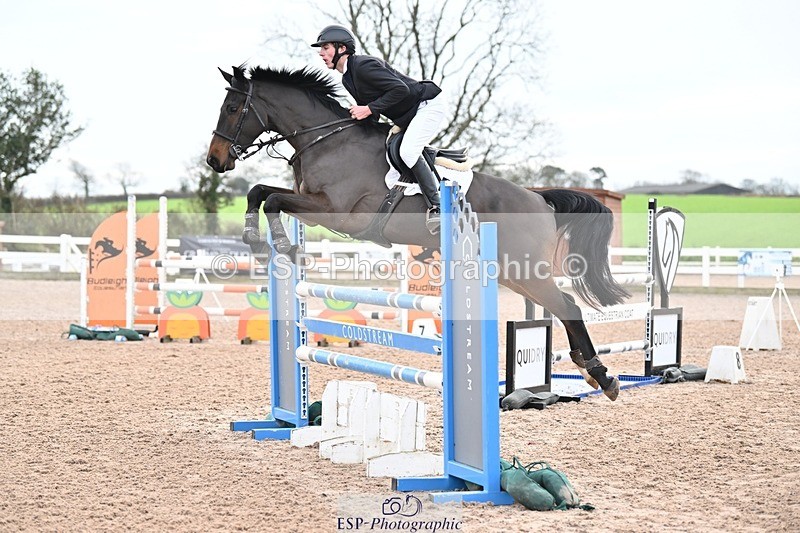 241206-124848-00827 - Cls 5 Newcomers and 1.10m Open