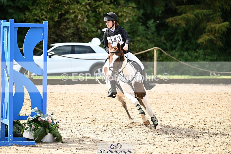 240824X-111037-25117 - 70cm Round 2 10.30 to 12.10