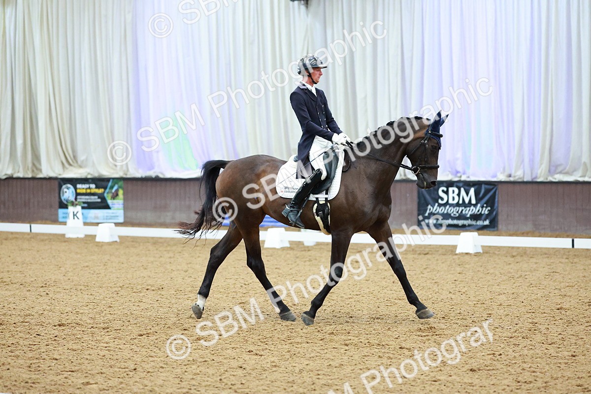 SBM_008011 - Class 9 - FEI INT II - 16.54.17.57