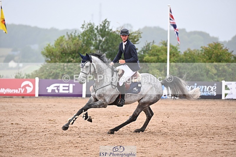 250718-110817-09369 - Cls 30, 1 Star 6yr old Tour