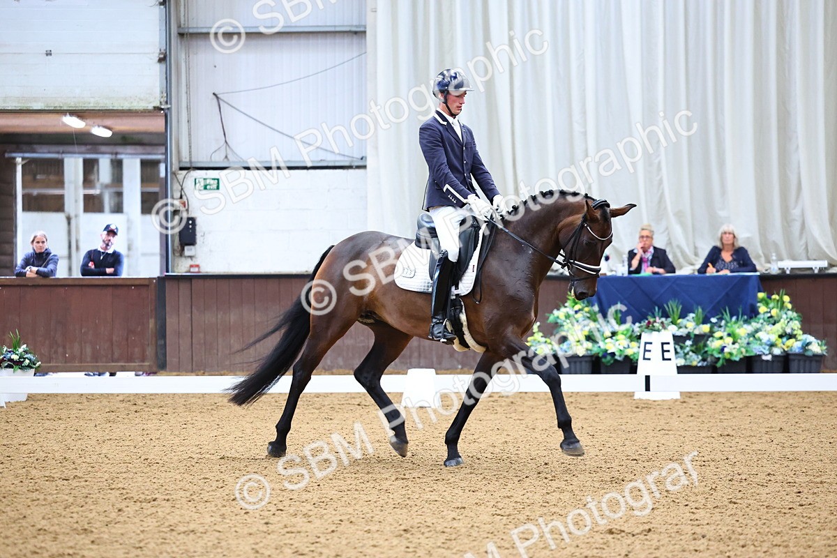 SBM_005320 - Class 5 - Novice 6 - 9.30-10.33