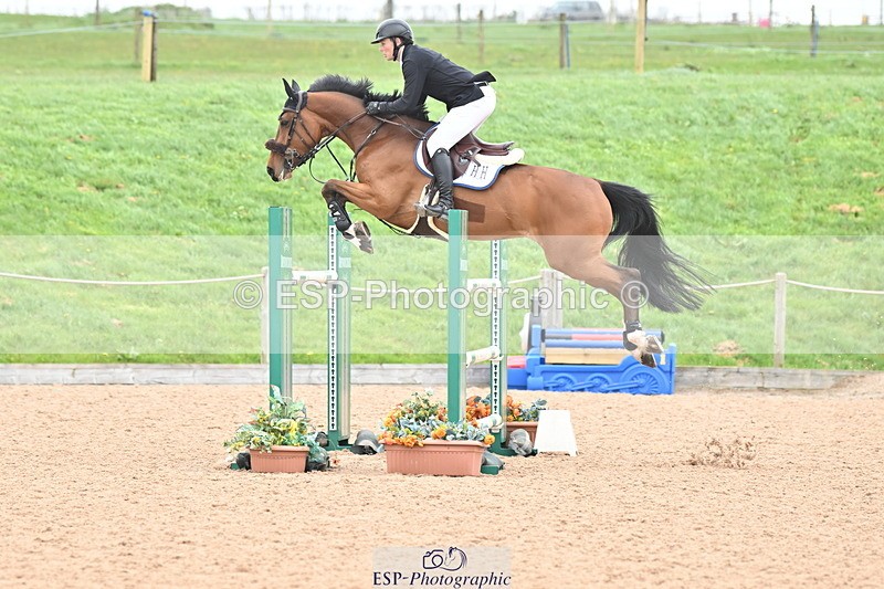 240405A-153016-02294 - Cls 6 National 1.40m Open