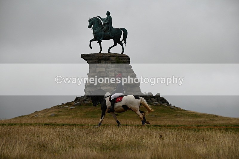 DSC_1672 - Time at Statue 12:13 to 12:32