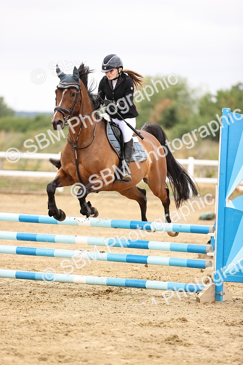 SBM_024457 - Class 8 - Clear Round