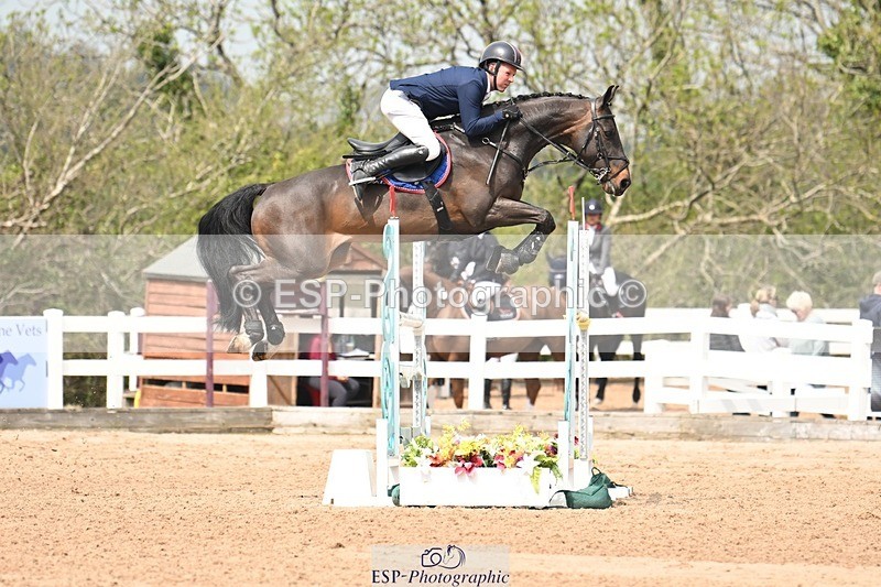 250424-123434-04368 - Cls 21 - 1 Star Gold Tour