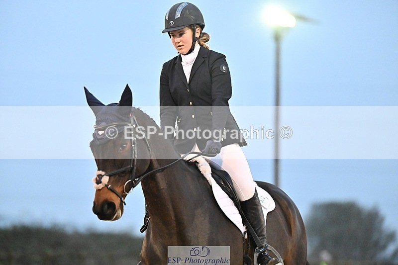 241103-163845-03388 - Novice 1 - 16.18 to 17.50