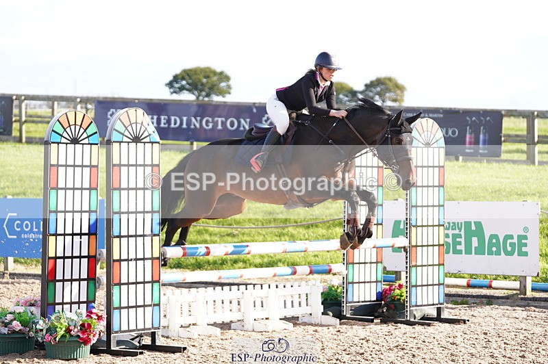 241004A-102026-00071 - Fri 01 Snr Disco & 1.00m Open