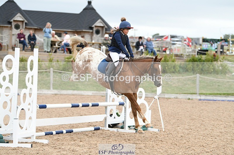 250807-130348-00972 - 70cm Round 2