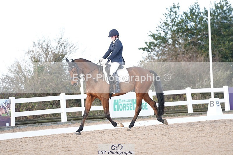 241214-125058-00526 - 135-Ellie.Discombe-Lanche