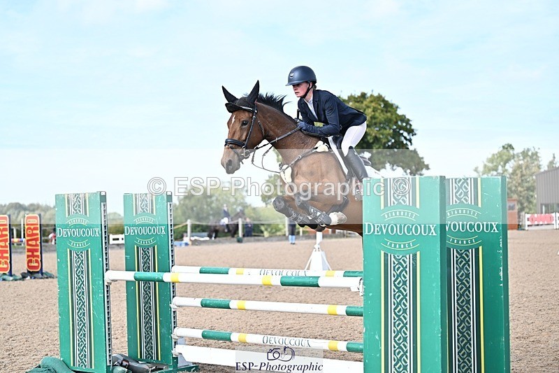 251001-131248-00260 - Cls 4 Newcomers and 1.10m Open