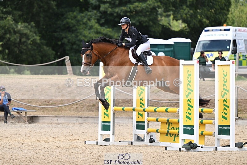 250802A-134211-03357 - F-254-Lucie.Bouchet-HALLOWEEN.NOUV