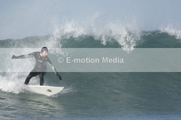 SU 160109-42 - Surf - January