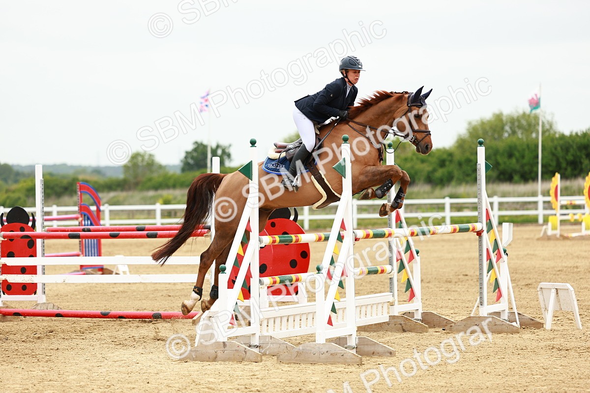 SBM_000987 - Class 5 - Senior Foxhunters - 1.20m