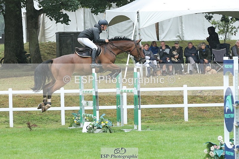 250830A-141407-06921 - Cls 16 Snr Newcomers and 1.10m Open