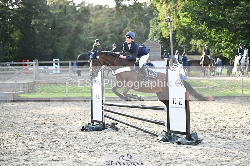 251004A-163527-02126 - Classes 10 & 11 80cm