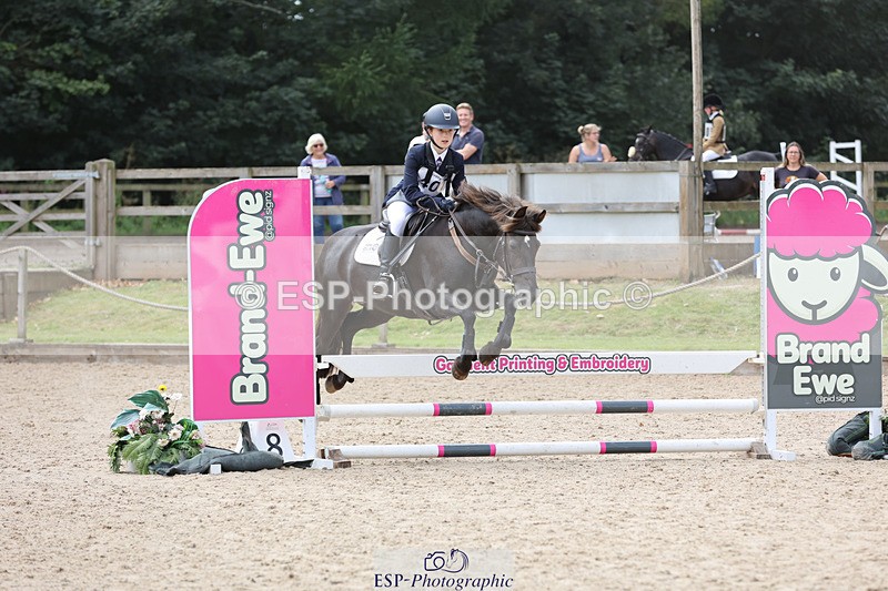 240823X-140628-18186 - 70cm R1 13.45 to 15.30