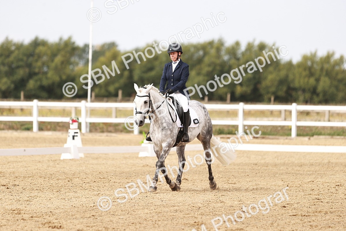 SBM_000827 - Class 1 - Prelim 5 - 10.40-11.36