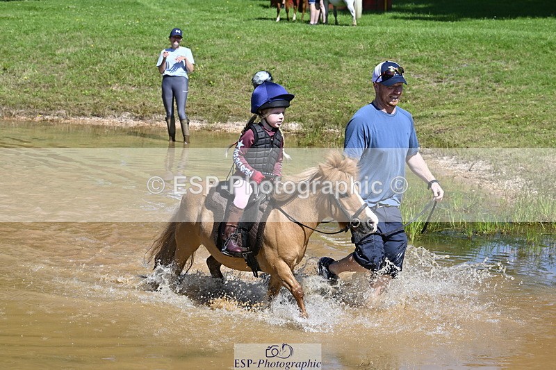 240728B-111510-01283 - Gemma's Group XC