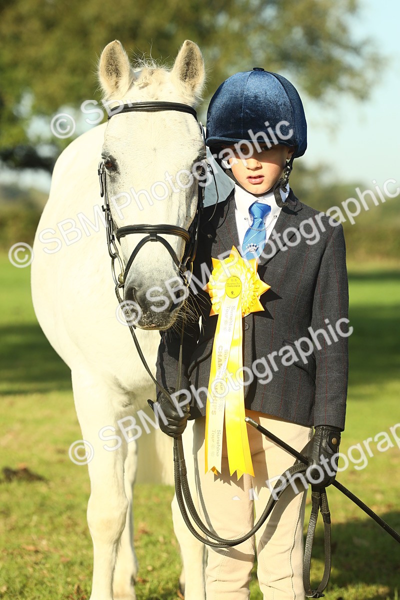 SBM_58503 - S37 - Starters In Hand Showing