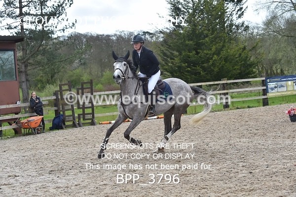 BPP_3796 - CLASS 3 Senior Discovery/ 1m Open