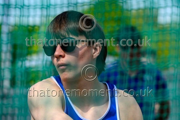 West25Sat-927544 - Field Male