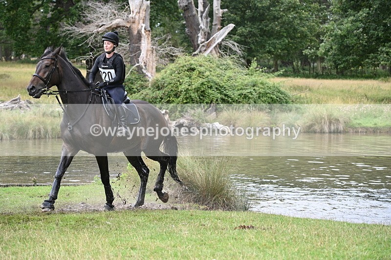 WJ7_3502 - Time at Water 12:15 to 12:50