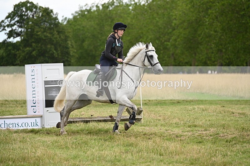 WJ6_4710 - Time at Jump 13:04 to 13:34