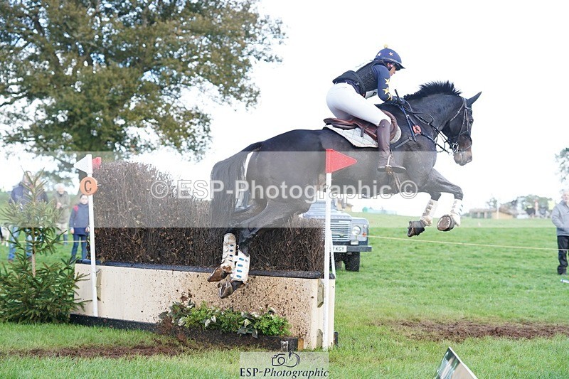 231021-144156-19334 - 473-COUNTING.STARS-Victoria.Newitt-SC+XC