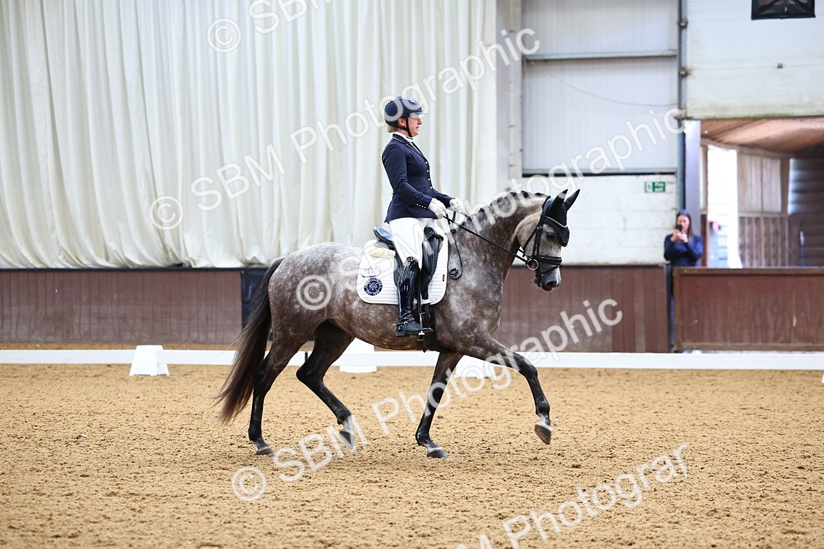 SBM_005640 - Class 5 - Novice 6 - 9.30-10.33