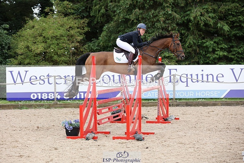 240711-124907-27322 - Cls 122 1.10m Amateur Quali