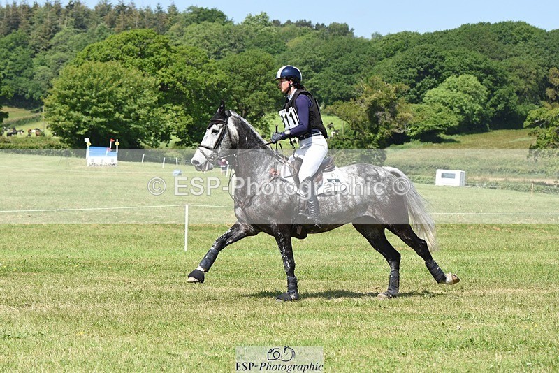 230527-113338-09343 - 311-BALLYCOSKERRY_REGAL_DIAMOND-Hollie_Swain-XC