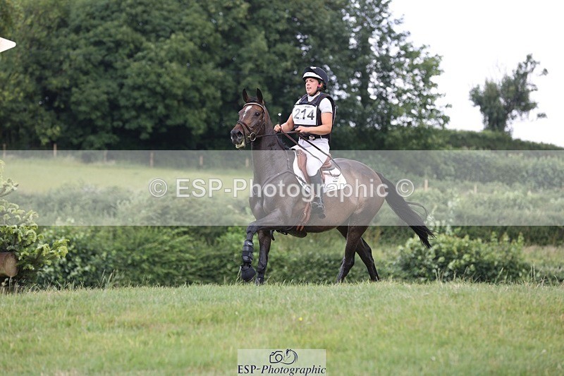 230625-120829-03988 - XC 90cm 12.00 to 13.00