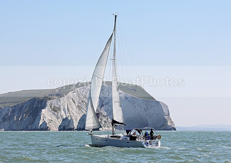 130527 TWAREG OCEANIS 43 WT7A6598 - Sailboats - monohull