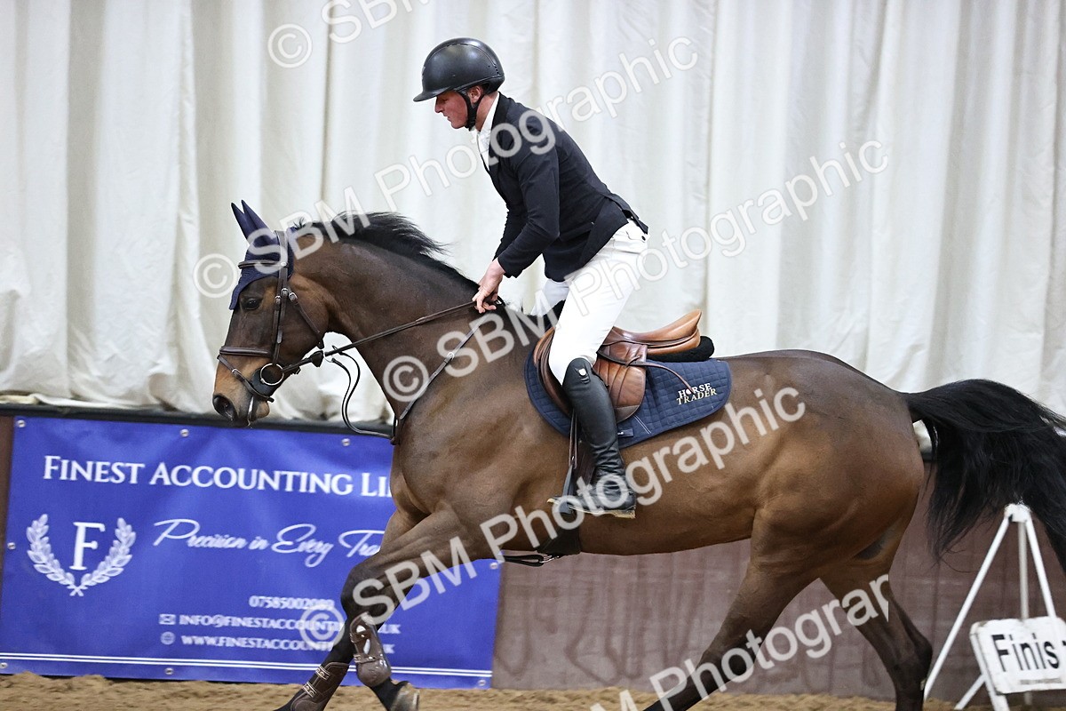 SBM_001532 - Class 4 - Senior Newcomers - 1.10m Open