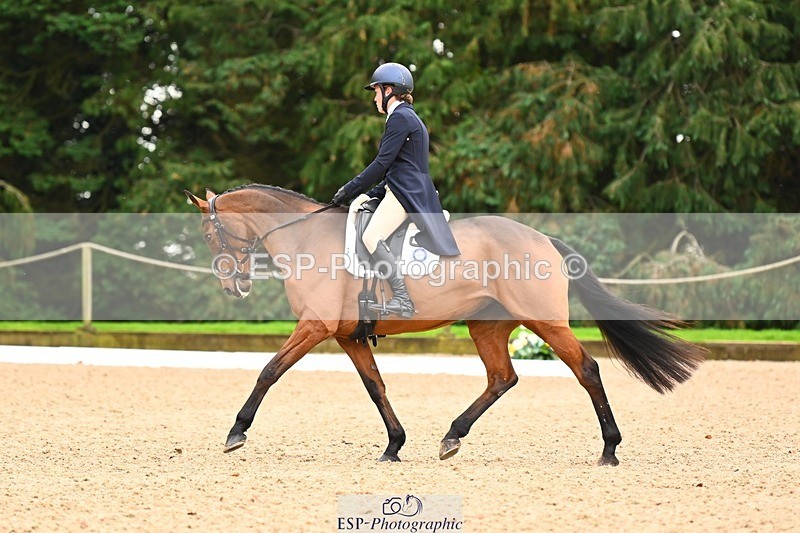 231020-153837-11887 - 214-LIGHT.TOUCH-Liv.Irby-DR