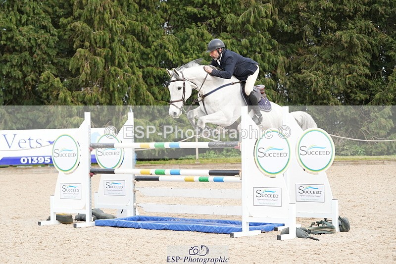 260322A-144638-02016 - 14 Suceed National 1m 30