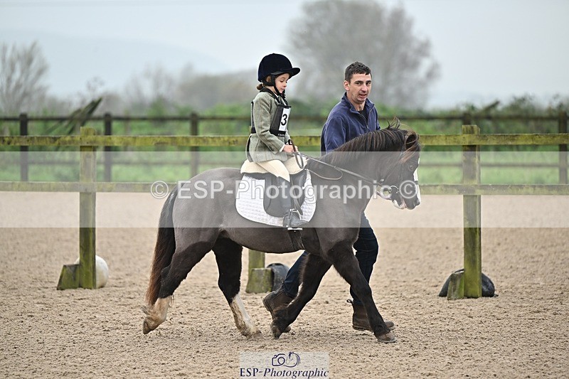 241110-093339-00014 - 40cm Showjumping