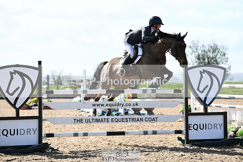 250328-131859-01200 - Cls 3 Snr Foxhunter