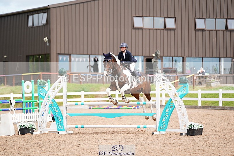 240804A-123058-10846 - Cls 51 1.05m Amateur Qualifier