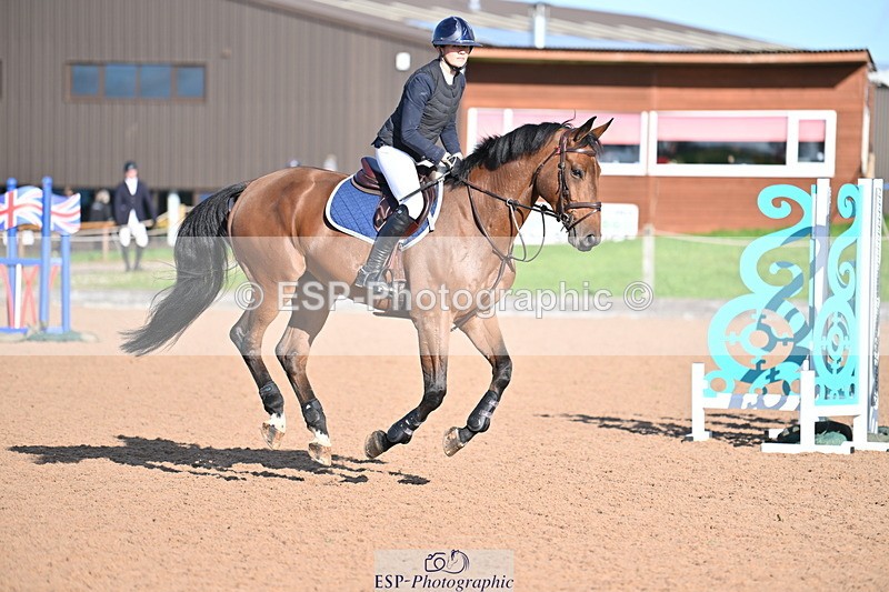 231014A-102736-04098 - Cls 18 Newcomers & 1.10m Open