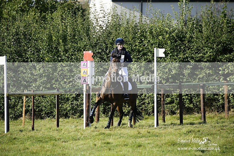  WWHT 031021 763 - WWEC Novice Restricted (0.80m) 18/10/20