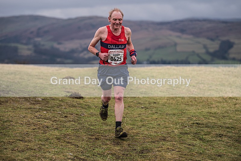 Cunswick -550 - Kendal Winter League Cunswick Scar Senior Fell Race Sunday 26th January 2025