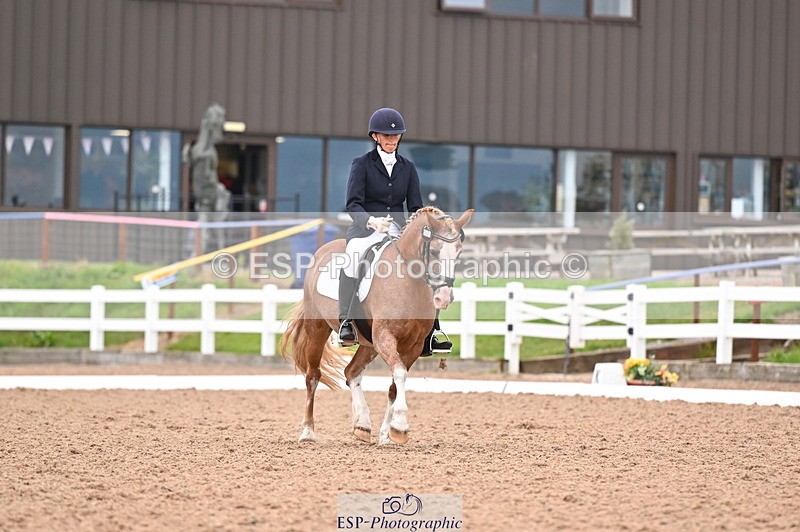 240817A-170744-10681 - 281-Caroline.Stagg-Dycott.Classy.Rose