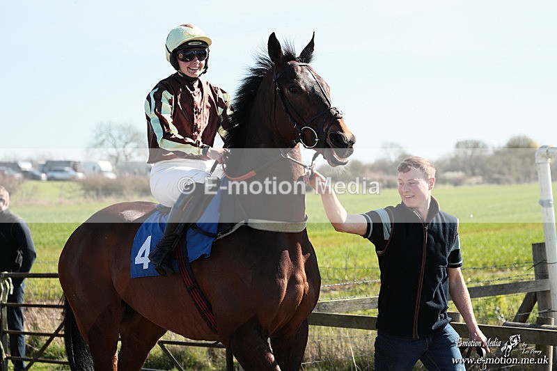 PtP 210326 70 - VWH Cirencester Races 21/03/26
